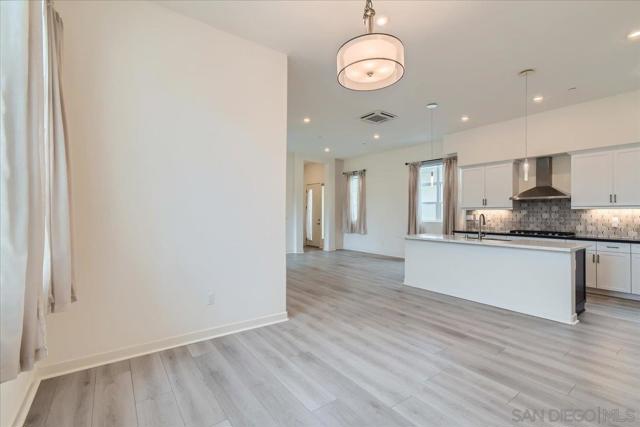 3128 Canon St, San Diego CA: https://media.crmls.org/mediaz/69f50ca8-6ed4-404b-80ba-26e1111686da.jpg