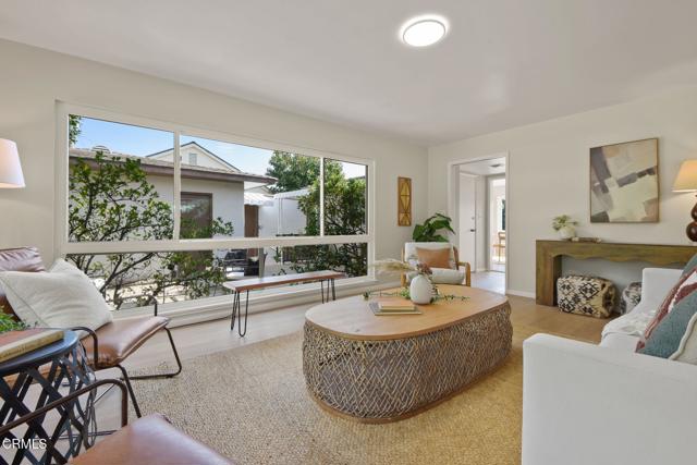 Detail Gallery Image 4 of 54 For 2702 Orange Ave, La Crescenta,  CA 91214 - 3 Beds | 2 Baths