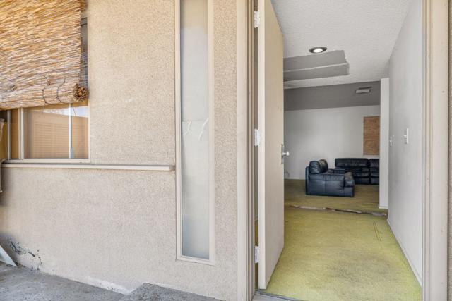 38280 Chuperosa Lane, Cathedral City CA: https://media.crmls.org/mediaz/69f68bf3-8611-489b-a273-1bdd983db4f2.jpg