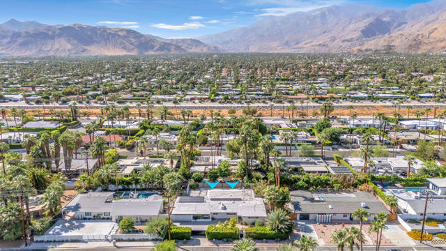 1075 E Sunny Dunes Road, Palm Springs, CA 92264
