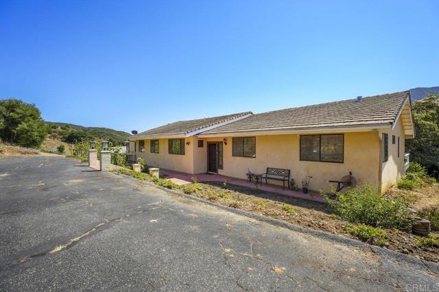 Image 6 of 43 For 39295 De Luz Road