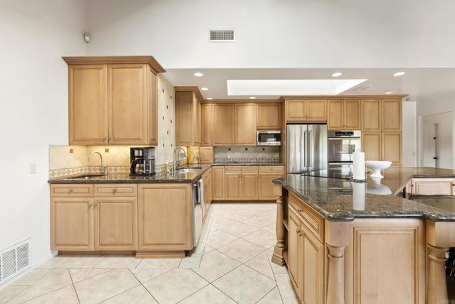 1929 Forester Creek rd, El Cajon CA: https://media.crmls.org/mediaz/69f77105-756c-4b02-831c-ae5523ede8e6.jpg