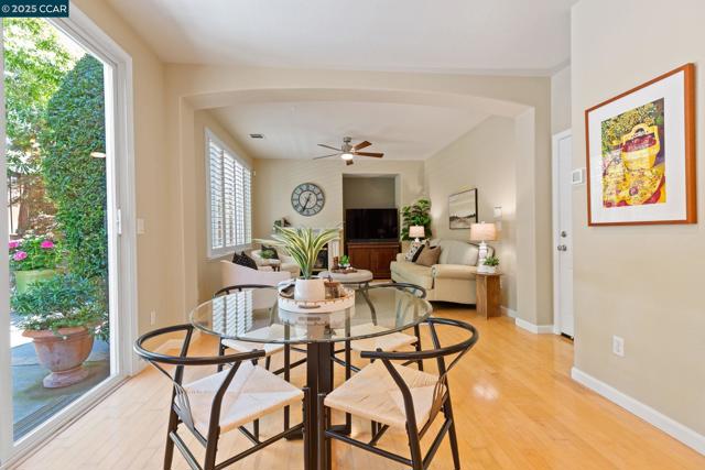 1560 Craiglee Way, San Ramon CA: https://media.crmls.org/mediaz/69f7d6fb-eb98-4195-b914-cc047f56f3b8.jpg