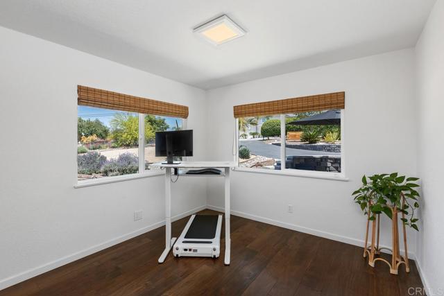 2085 Valley View Boulevard, El Cajon CA: https://media.crmls.org/mediaz/69f89f36-c058-48a9-ac77-a69c631c22c8.jpg