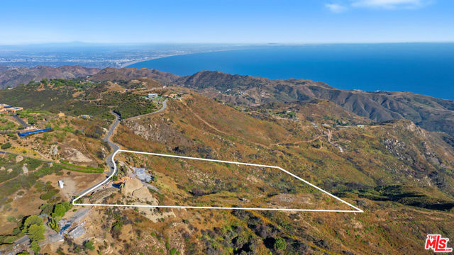 23010 Saddle Peak Road photo 40