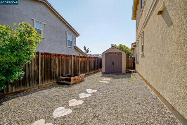 2536 Tomales Bay Dr, Bay Point CA: https://media.crmls.org/mediaz/69fab628-0cbd-4d58-bdb7-009fb24e5b79.jpg