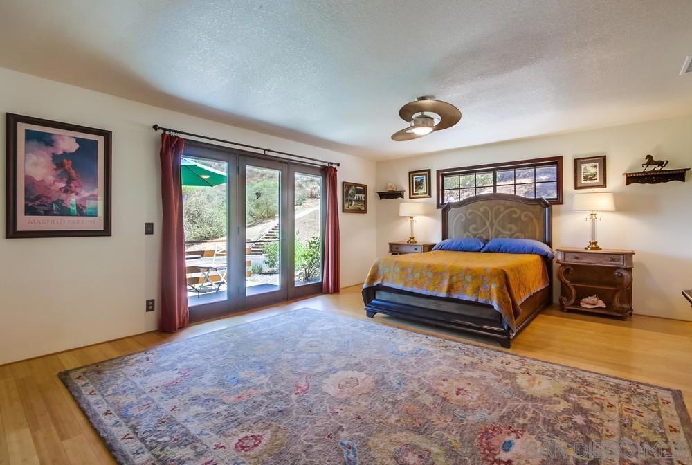 MLS #250035021SD image #12