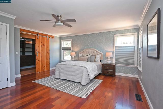 5091 Saint Celestine Ct, Concord CA: https://media.crmls.org/mediaz/69fbf09a-ca05-484a-80b8-9328e57e2cb9.jpg