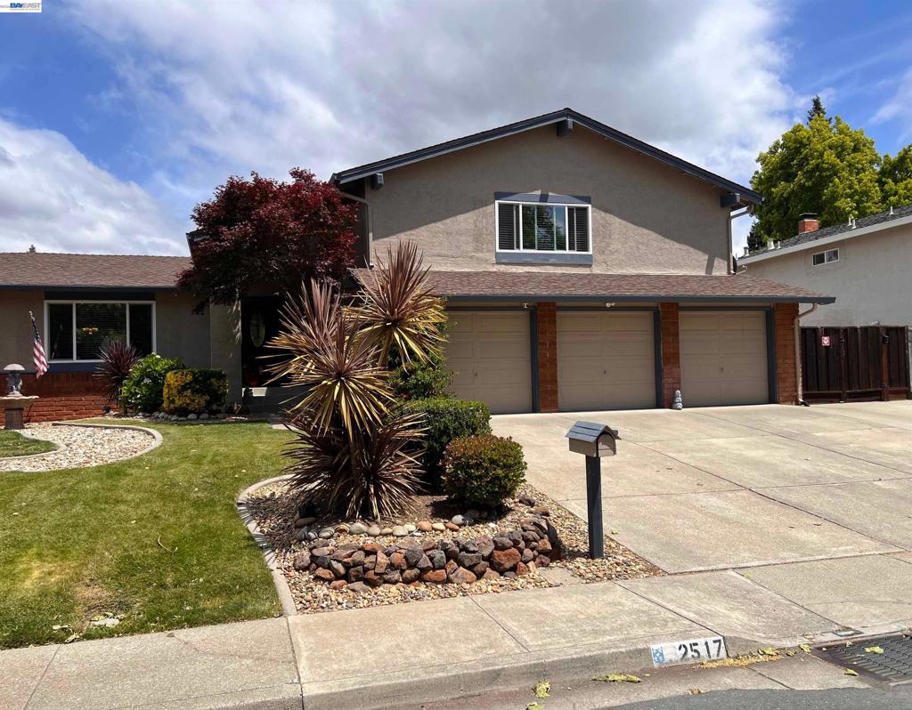 2517 Aranda Dr