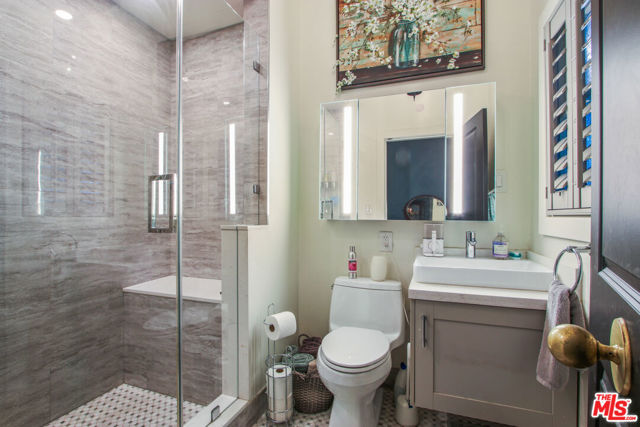 1644 W Wilmington Boulevard, Wilmington CA: https://media.crmls.org/mediaz/69fd0deb-5812-4f72-8bdc-6e05a6bd6bbe.jpg