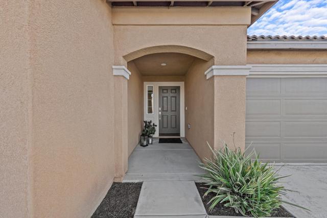 Detail Gallery Image 2 of 31 For 1283 Tradition Ave, Hemet,  CA 92543 - 3 Beds | 2 Baths