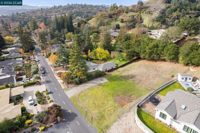 Image 5 of 10 For 1183 Glen Rd