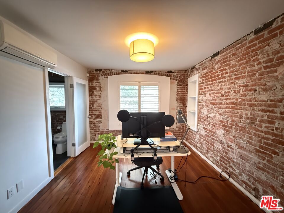 MLS #25616953 image #16