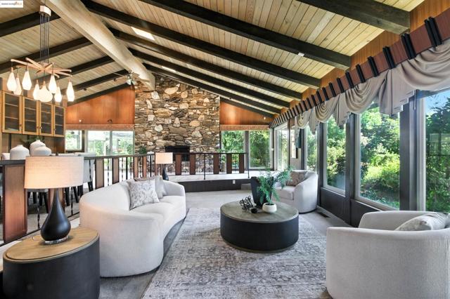 3112 View Drive, Antioch CA: https://media.crmls.org/mediaz/69ff3f8c-f1db-40e3-9934-393fef0c8e74.jpg