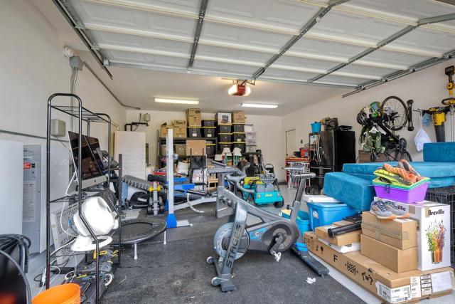 Detail Gallery Image 42 of 61 For 1241 Breakaway Dr, Oceanside,  CA 92057 - 4 Beds | 2/1 Baths