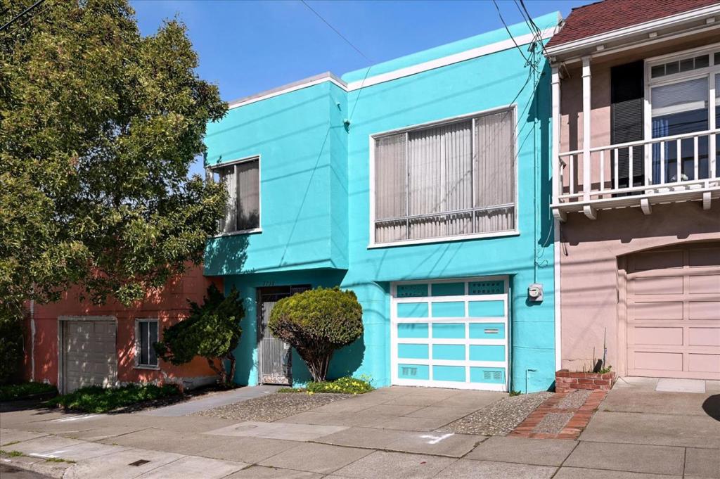 2736 Ortega Street
