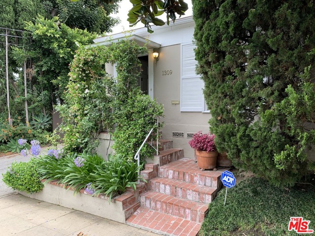 Image 3 for 1309 Warnall Ave, Los Angeles, CA 90024