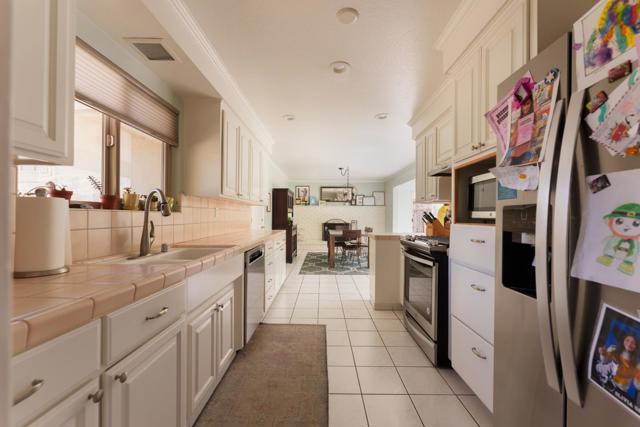 1152 Los Palos Drive, Salinas CA: https://media.crmls.org/mediaz/6a001919-6c53-4e8b-b284-a6771f63b50f.jpg