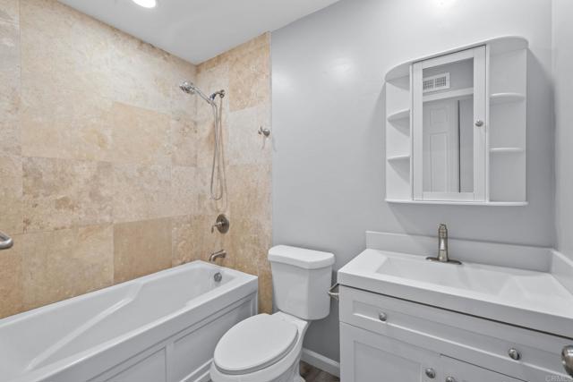 Detail Gallery Image 20 of 65 For 11153 Acaso Way, –,  CA 92126 - 4 Beds | 3 Baths