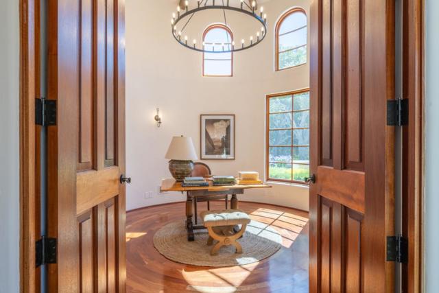 11725 Camino Escondido Road, Carmel Valley CA: https://media.crmls.org/mediaz/6a0079ec-da14-4820-8a46-c20bcc25eae7.jpg