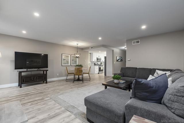 3104 Orleans E, San Diego CA: https://media.crmls.org/mediaz/6a00cce9-4604-4aa7-b0f6-c736e94ec47e.jpg
