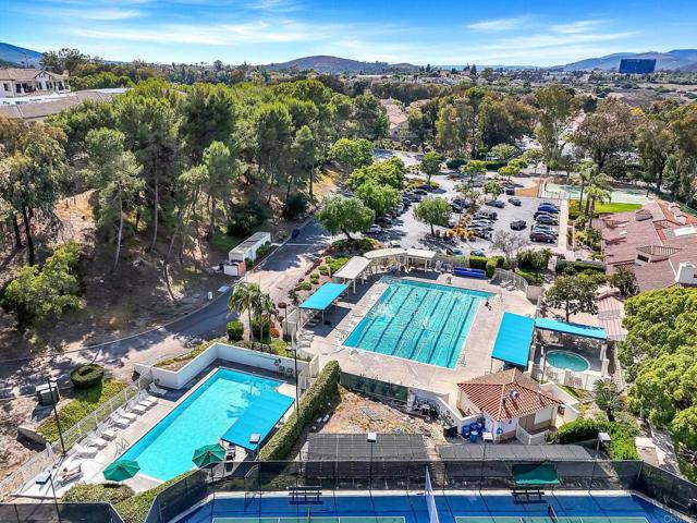 Image 21 of 23 For 16244 Avenida Venusto A