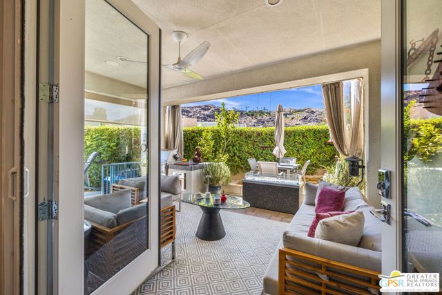 2985 Searchlight Lane, Palm Springs CA: https://media.crmls.org/mediaz/6a01c916-9af3-46c5-920d-96840d70af05.jpg