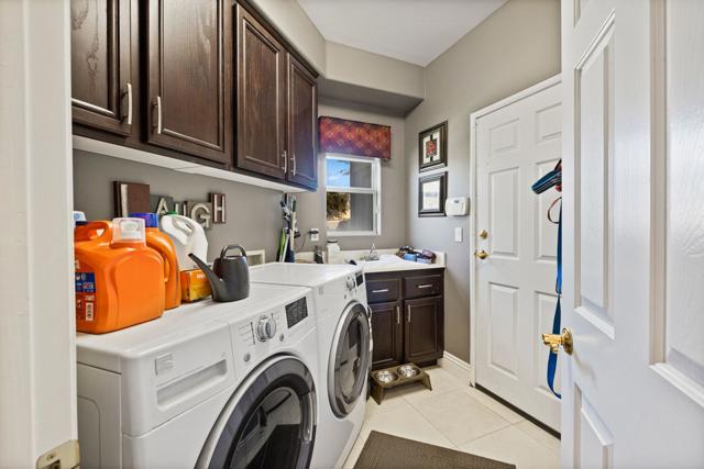 80055 Jasper Park Avenue, Indio CA: https://media.crmls.org/mediaz/6a0344b3-9c5e-42be-88c2-b60a60cb2d95.jpg