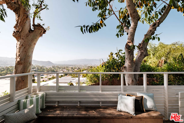 2326 Hidalgo Avenue, Los Angeles CA: https://media.crmls.org/mediaz/6a04c9b0-b00e-4790-aa85-b0fbb9f08111.jpg