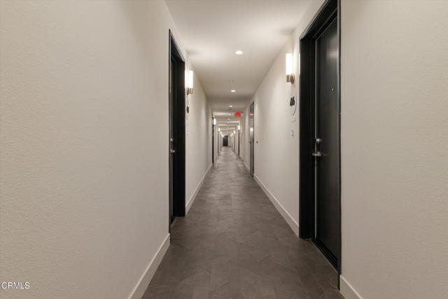 Detail Gallery Image 39 of 40 For 18900 Parthenia St #201,  Northridge,  CA 91324 - 1 Beds | 1 Baths