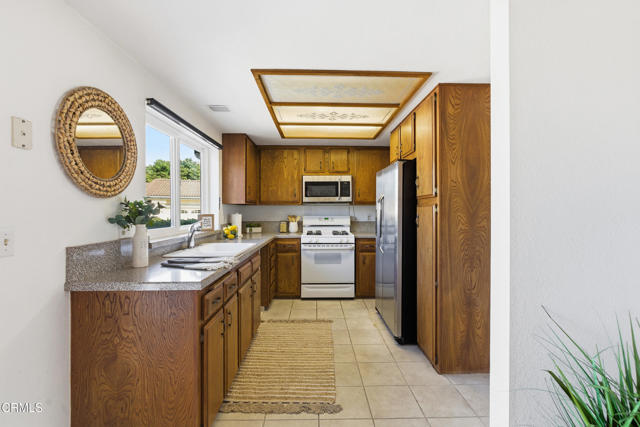 Detail Gallery Image 20 of 60 For 6091 Irena Ave, Camarillo,  CA 93012 - 2 Beds | 2 Baths