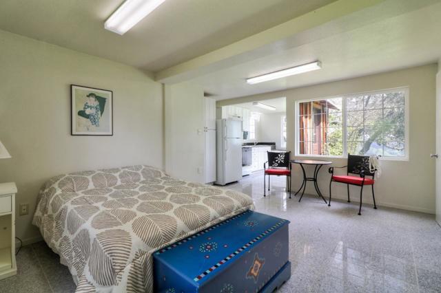 500 El Caminito Road, Carmel Valley CA: https://media.crmls.org/mediaz/6a05e20f-07dd-49b8-be7a-dbedd16d6ea6.jpg