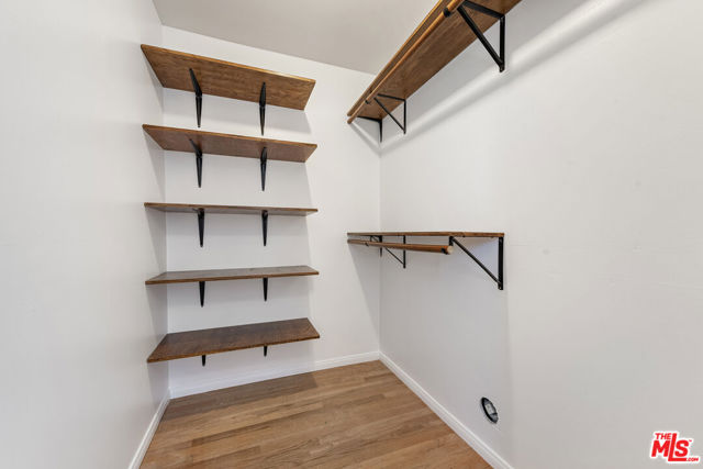 1205 Appleton Way, Venice CA: https://media.crmls.org/mediaz/6a063a82-1038-495c-a752-b7a5b43fd5a7.jpg