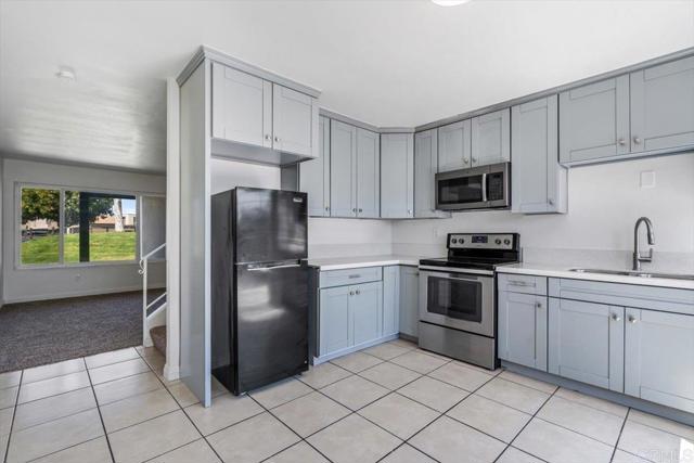 Detail Gallery Image 17 of 39 For 1580 Mendocino Dr #65,  Chula Vista,  CA 91911 - 4 Beds | 2 Baths