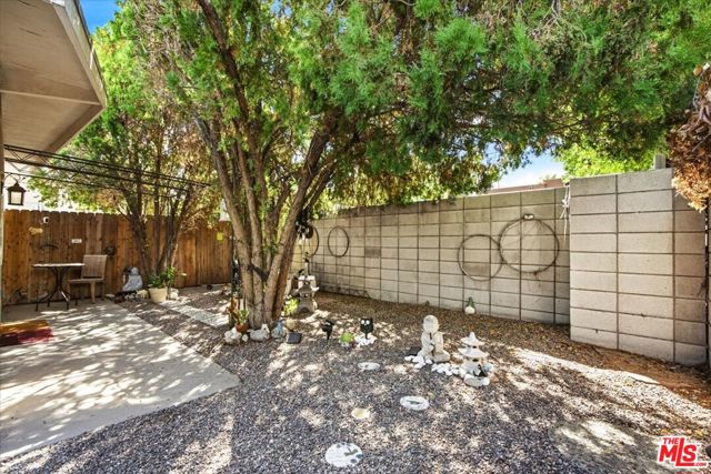 1328 E Camino Primrose, Palm Springs, CA 92264