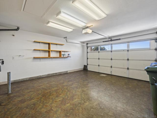 103 Tunapuna Ln, Coronado CA: https://media.crmls.org/mediaz/6a08ba96-699c-48b1-ab92-eaf2d728b1d5.jpg