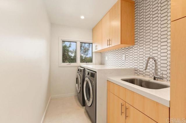 5125 El Secreto, Rancho Santa Fe CA: https://media.crmls.org/mediaz/6a0917d9-5837-4417-830e-5d23ff483ac6.jpg