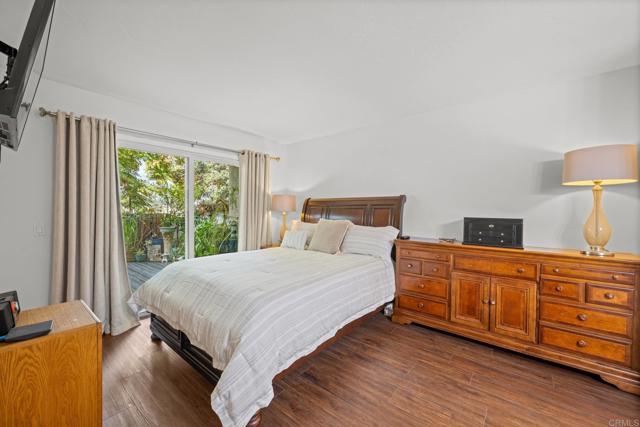 Detail Gallery Image 22 of 33 For 4232 Fiesta Way #3,  Oceanside,  CA 92057 - 2 Beds | 2/1 Baths