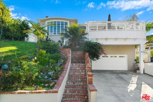 314 S Glenroy Avenue, Los Angeles CA: https://media.crmls.org/mediaz/6a09f293-fb6d-48df-abbc-7c9e884a7e03.jpg