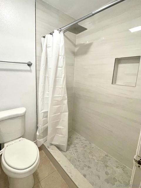 10710 Dabney Dr, San Diego CA: https://media.crmls.org/mediaz/6a0b366a-4664-4430-b7a8-9bcd5bfdd583.jpg