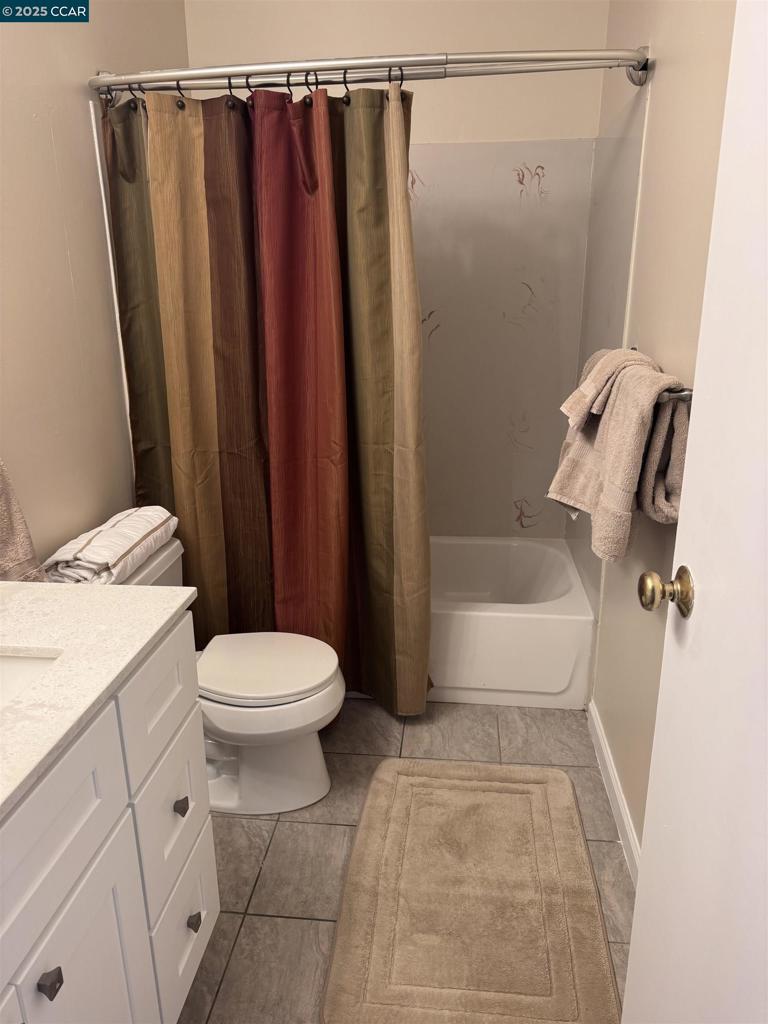 https://media.crmls.org/mediaz/6a0c0957-f36d-4f47-a0d7-a310114268ae.jpg?preset=X-Large