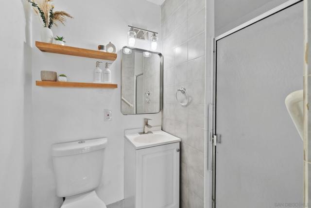 4182 Seri Street, San Diego CA: https://media.crmls.org/mediaz/6a0d129d-e21f-4e32-978c-511effc27116.jpg