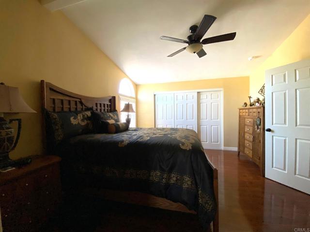 11851 Riverside Dr, Lakeside CA: https://media.crmls.org/mediaz/6a0dc580-d00b-43e1-b46c-4594a017975f.jpg