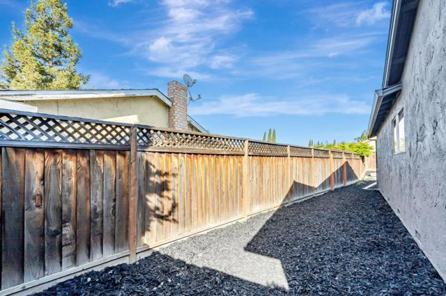 5246 Broken Lance Court, San Jose CA: https://media.crmls.org/mediaz/6a0e395e-ac52-4bc4-a366-5e83f218dadb.jpg