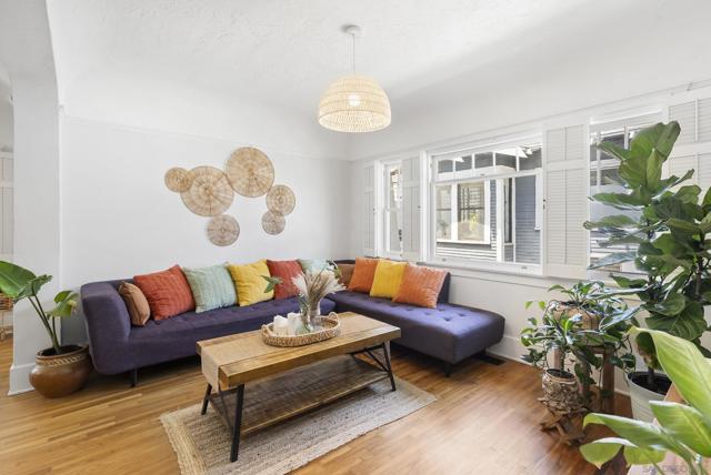 4067 PALMETTO WAY, San Diego CA: https://media.crmls.org/mediaz/6a0f1d9c-1de3-4e31-844f-3a921cb7aeb9.jpg