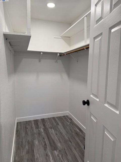 112 Aurora Plz, Union City CA: https://media.crmls.org/mediaz/6a101994-c461-45cd-a9bb-da9b735cea8e.jpg