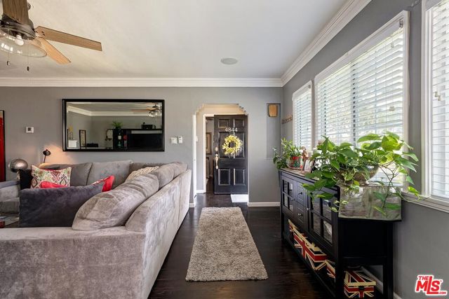 4844 W 94th Street, Inglewood CA: https://media.crmls.org/mediaz/6a108d1b-5e7c-4094-8499-3a39f5a718d7.jpg