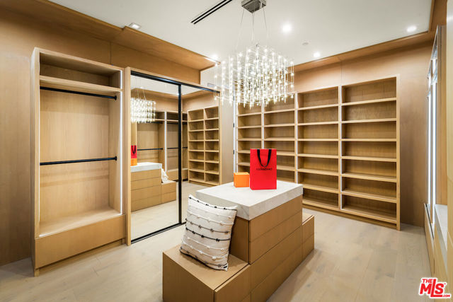 Drew Fenton | 5931 Kanan Dume Road Malibu CA | MLS: 7406942 Drew Fenton | 5931 Kanan Dume Road Malibu CA | MLS: 7406942