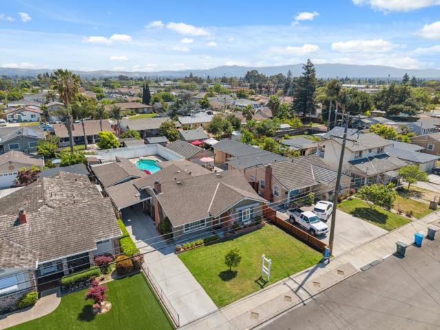 4060 Gion Avenue, San Jose CA: https://media.crmls.org/mediaz/6a11193c-f6c7-47fd-8952-c5fcb02e2fad.jpg