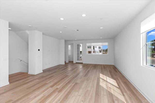 Detail Gallery Image 19 of 35 For 2590 Broom Ln, Carlsbad,  CA 92008 - 4 Beds | 3/1 Baths